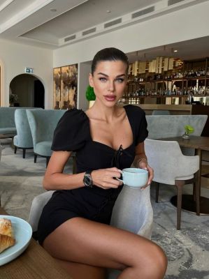 Оля, рост: 166, вес: 53