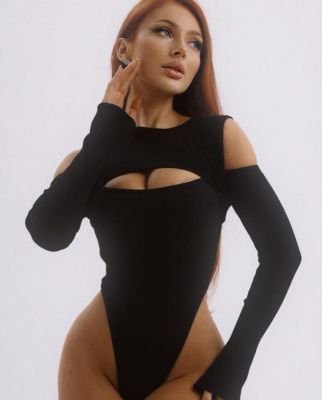 Альбина, возраст: 25 рост: 180, вес: 62 